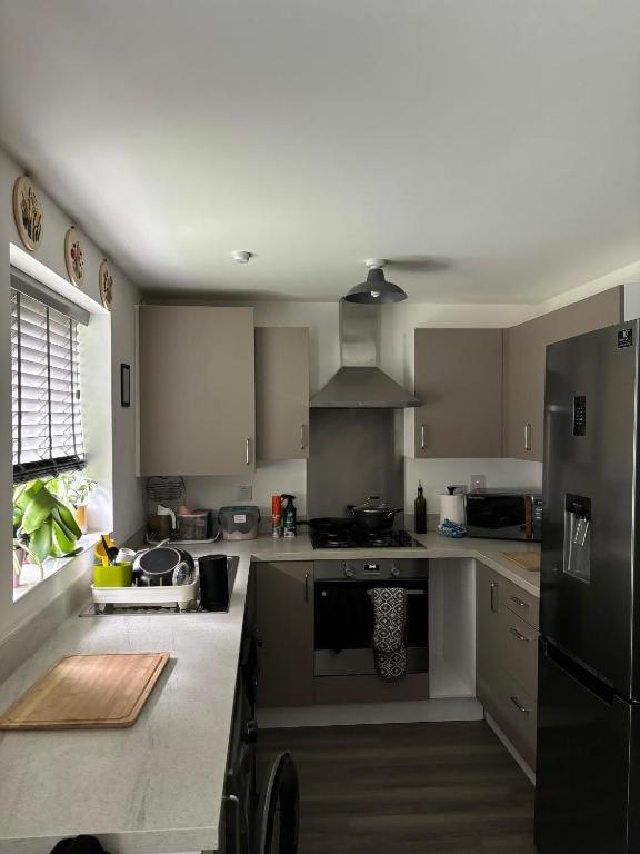 Private Room In A House With Parking In Lenton Nottingham Buitenkant foto
